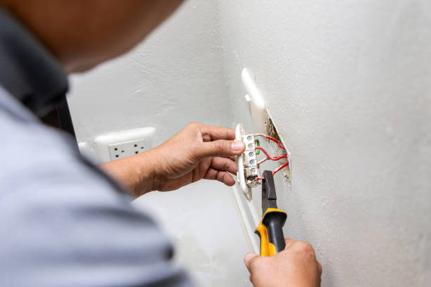 Best Circuit Breaker Repair  in Weston Lakes, TX